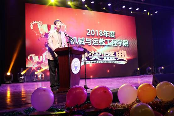 说明: C:\Users\Administrator\Desktop\suncitygroup太阳新城“光荣梦想”颁奖典礼暨元旦晚会顺利召开\C187E7A8E20E3348CF0CB5724687BC2D.jpg